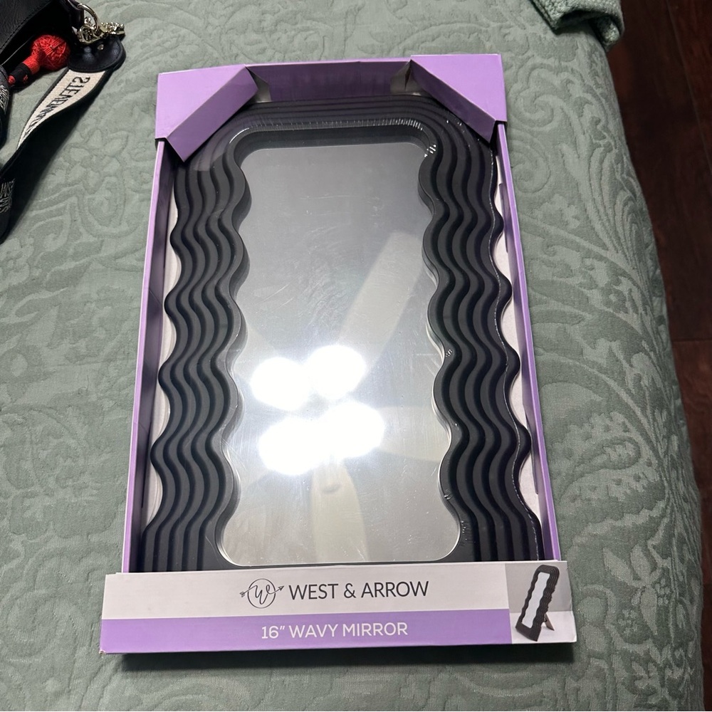 Black Wavy‎ Wall Mirror